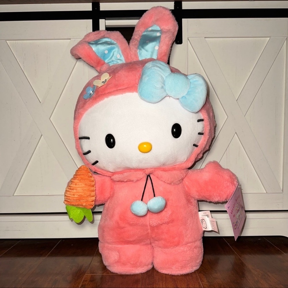 Hello Kitty Easter Greeter - Picture 5 of 6